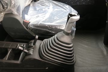 �й����� �ǵ¿�SITRAK C7H�ؿ� 540���� 6X2Rǣ����(�߶�)(ZZ4256V323HE1)ͼƬ