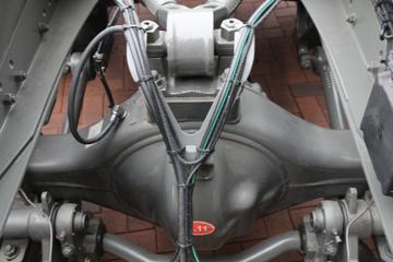 �й����� ˹̫��D7B�ؿ� 430���� 6X4 LNGǣ����(ZZ4253N3841E1LBN)ͼƬ