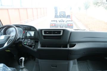 �й����� �ǵ¿�SITRAK C7H�ؿ� 540���� 6X2Rǣ����(�߶�)(ZZ4256V323HE1)ͼƬ