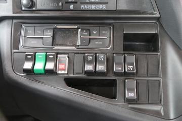 �й����� �ǵ¿�SITRAK C7H�ؿ� 540���� 6X2Rǣ����(�߶�)(ZZ4256V323HE1)ͼƬ