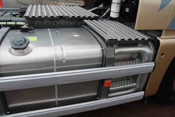 �й����� �ǵ¿�SITRAK C7H�ؿ� 540���� 6X2Rǣ����(�߶�)(ZZ4256V323HE1)ͼƬ