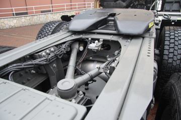 �й����� �ǵ¿�SITRAK C7H�ؿ� 540���� 6X2Rǣ����(�߶�)(ZZ4256V323HE1)ͼƬ