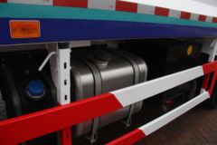 中国重汽 斯太尔M5G 210马力 4X2 垃圾车 中国重汽 斯太尔M5G 210马力 4X2 垃圾车