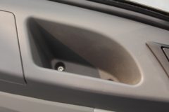 南京依维柯 宝迪 经典版 V42 4.5T 82马力 5.99米纯电动封闭厢式货车82kWh