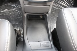 T3&nbsp;电动封闭厢货驾驶室图片