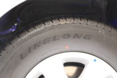 金杯 大海狮 68马力 4.88米封闭厢式货车(纯电动)