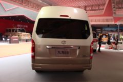 九龙E6 95马力 6.01米纯电动封闭货车