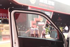 九龙E6 95马力 6.01米纯电动封闭货车