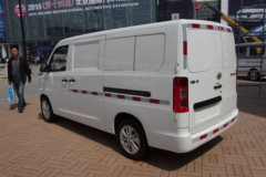 一汽佳宝 V80 电动 4.41米封闭厢式货车