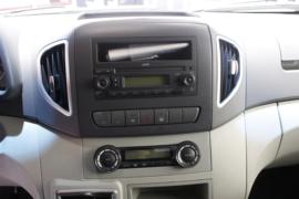 星锐6系&nbsp;电动封闭厢货驾驶室图片