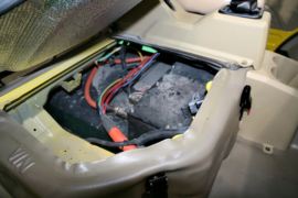 威途Z35&nbsp;电动封闭厢货驾驶室图片