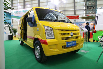 陆地方舟 威途Z35 标准版 4.5米纯电动封闭厢式货车