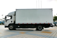 比亚迪T7 10.7T 5.6米纯电动厢式轻卡(BYD5110XXYBEV)