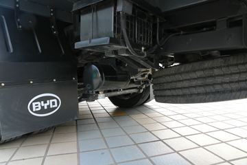 ���ǵ�T7 10.7T 5.6�״��綯��ʽ�ῨͼƬ