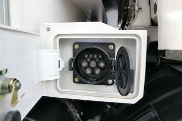 ���ǵ�T7 10.7T 5.6�״��綯��ʽ�ῨͼƬ