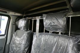 五洲龙&nbsp;电动封闭厢货驾驶室图片