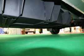 五洲龙&nbsp;电动封闭厢货底盘图片