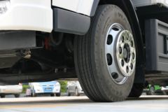比亚迪T7 10.7T 5.6米纯电动厢式轻卡(BYD5110XXYBEV)
