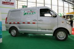 五洲龙 4.07米纯电动封闭厢式货车