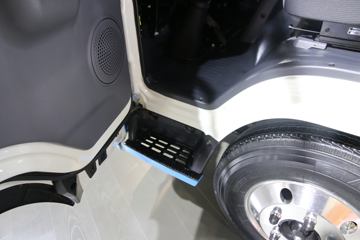 ���� ����EV EST�������� 4.5T 4.17�׵��Ŵ��綯��ʽ�Ῠ����(BJ5041XXYEV)ͼƬ