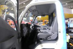 福田 奥铃EV EST超级卡车 4.5T 4.17米单排纯电动厢式轻卡底盘(BJ5041XXYEV)