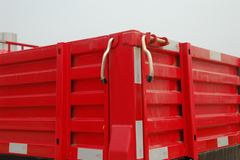 江淮 格尔发A3系列中卡 180马力 4X2 6.5米栏板载货车(HFC1132KR1K3)