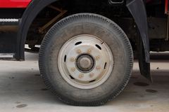 江淮 格尔发A3系列中卡 180马力 4X2 6.5米栏板载货车(HFC1132KR1K3)