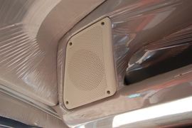 奥龙&nbsp;牵引车驾驶室                                               图片