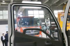 福田 欧马可EST 超级卡车 4.5T 4.17米单排纯电动厢式轻卡(BJ5041XXYEV)