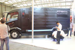 时空海豚 41马力 4x2 6米纯电动封闭式货车