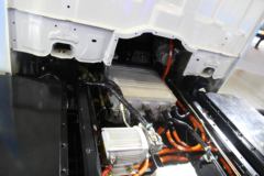 福田 欧马可EST 超级卡车 3.38T 纯电动轻卡底盘(BJ1036EVJA2)