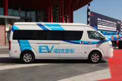 福田商务车 风景G9 4.4T 5.99米纯电动封闭厢式货车