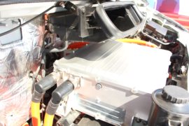 图雅诺EV&nbsp;电动封闭厢货底盘图片