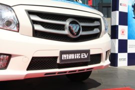 图雅诺EV&nbsp;电动封闭厢货外观图片