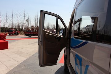 �������� ͼ��ŵEV 82���� 5.99�״��綯�����ʽ����ͼƬ