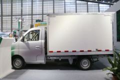 东风特商 2.33T 2.6米单排电动厢式微卡(EQ5020XXYTBEV)