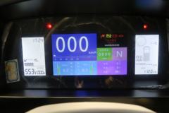 东风特商 7.1T 4.2米单排纯电动厢式轻卡(EQ5070XXYTBEV3)