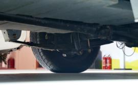 骐运&nbsp;电动封闭厢货底盘图片