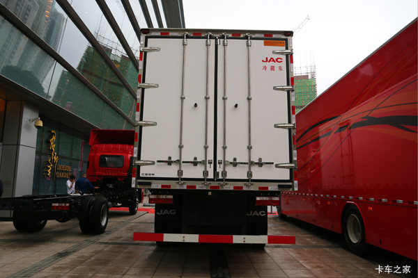 格尔发K5冷藏车限时促销中 优惠1万