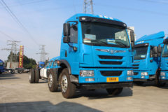 青岛解放 龙V中卡 220马力 6X2 9.6米栏板载货车底盘(CA1250PK2L7T3E5A80)