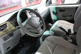 小海狮EV&nbsp;电动封闭厢货驾驶室图片