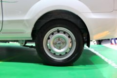 SRM鑫源 小海狮X30 20马力 4.2米纯电动封闭厢式货车