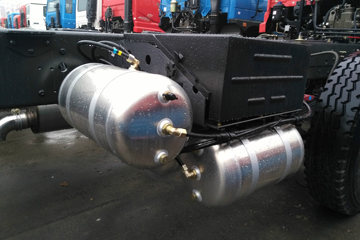 ����ʮͨ ��� 270���� 8x4 �泵��(STQ5311JSQB5)ͼƬ