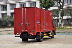 江铃 凯锐800H 基本款 152马力 5.1米单排厢式轻卡(宽体)(JX5087XXYXKA2) 江铃 凯锐800H 基本款 152马力 5.1米单排厢式轻卡(宽体)(JX5087XXYXKA2)