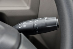 江铃 凯锐800H 基本款 152马力 5.1米单排厢式轻卡(宽体)(JX5087XXYXKA2) 江铃 凯锐800H 基本款 152马力 5.1米单排厢式轻卡(宽体)(JX5087XXYXKA2)