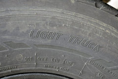 江铃 凯锐800H 基本款 152马力 5.1米单排厢式轻卡(宽体)(JX5087XXYXKA2) 江铃 凯锐800H 基本款 152马力 5.1米单排厢式轻卡(宽体)(JX5087XXYXKA2)