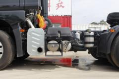 青岛解放 JH6重卡 500马力 6X2R牵引车(CA4250P25K24T2E5)