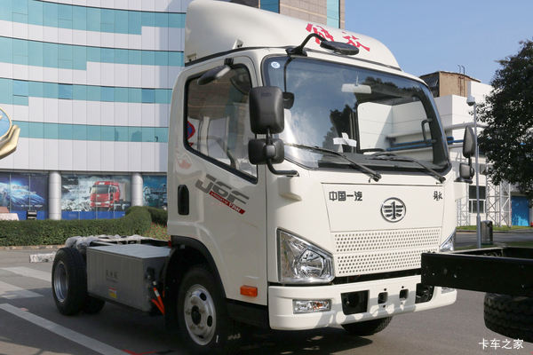 解放 J6F 8.49T 单排纯电动轻卡底盘(CA1088P40L1BEVA84)