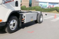 解放 J6F 4.5T 3.66米单排纯电动厢式轻卡底盘(CA5042XXYP40LEVA84-3)