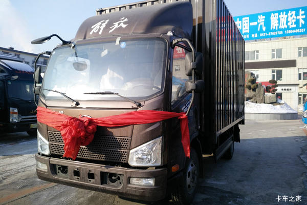 解放 J6F 150马力 4.21米单排厢式轻卡(CA5046XXYP40K2L1E5A84-3)